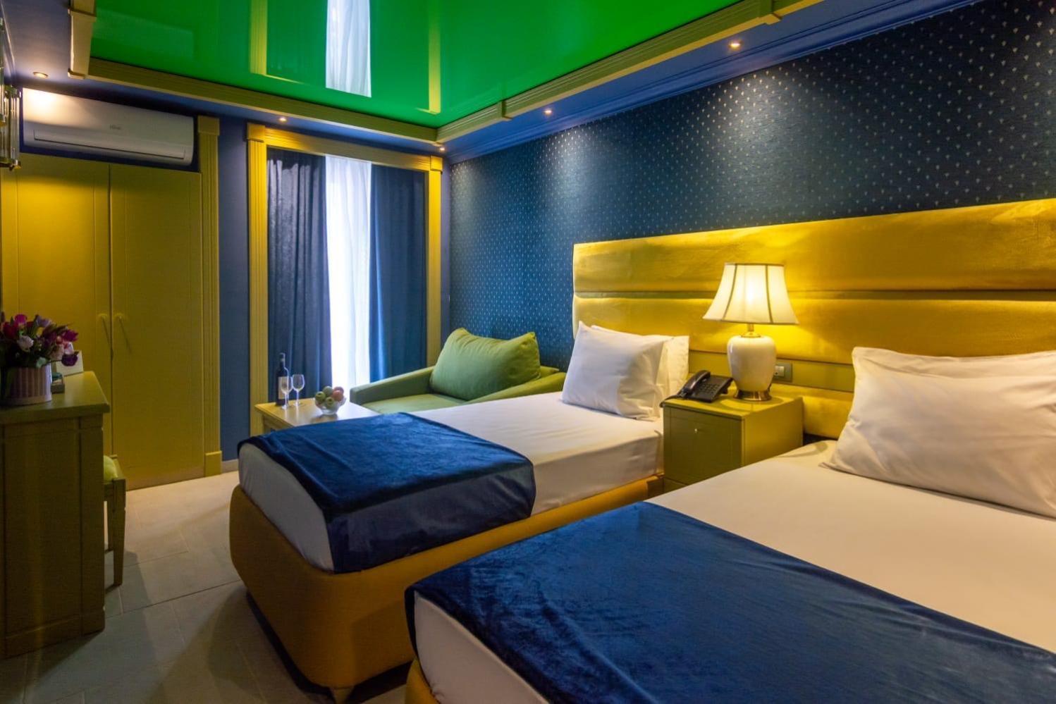 Hotel Craiova By Phoenicia Blue View Olimp Exterior foto