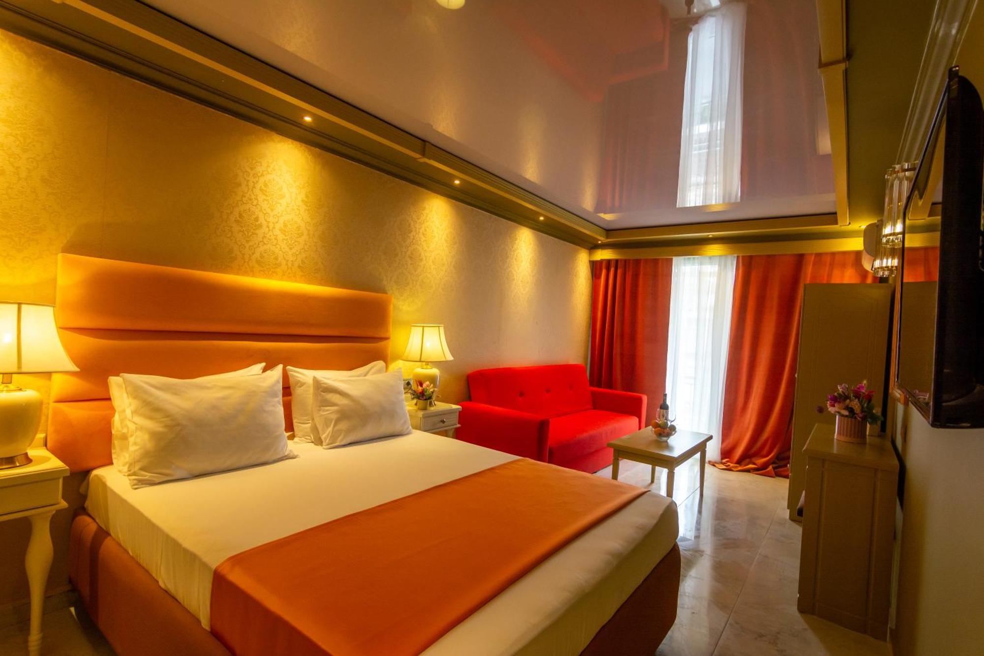 Hotel Craiova By Phoenicia Blue View Olimp Quarto foto